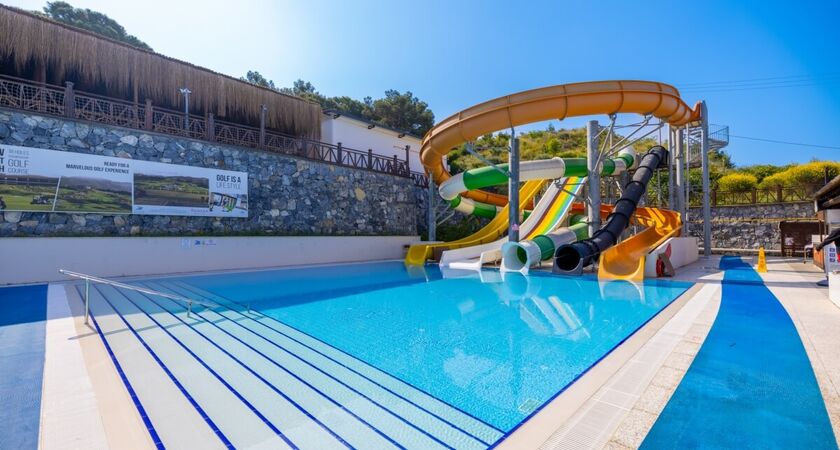 Ramada Resort  By Wyndam Kuşadası& Golf