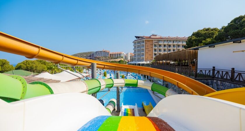 Ramada Resort  By Wyndam Kuşadası& Golf