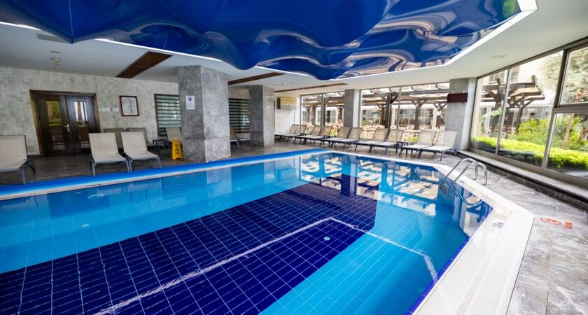 Ramada Resort  By Wyndam Kuşadası& Golf