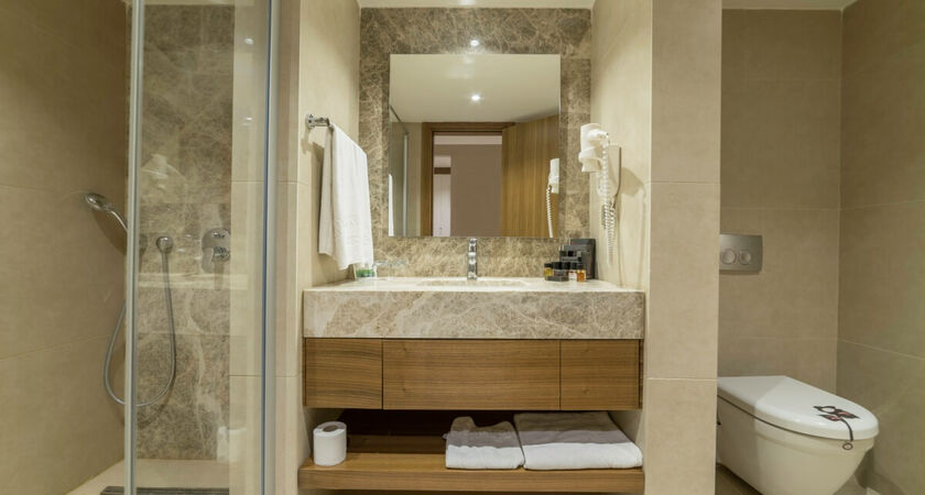 Ramada Resort  By Wyndam Kuşadası& Golf