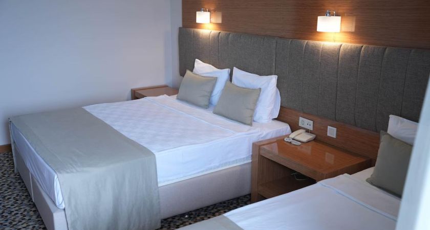 Ada Newday Resort Hotel