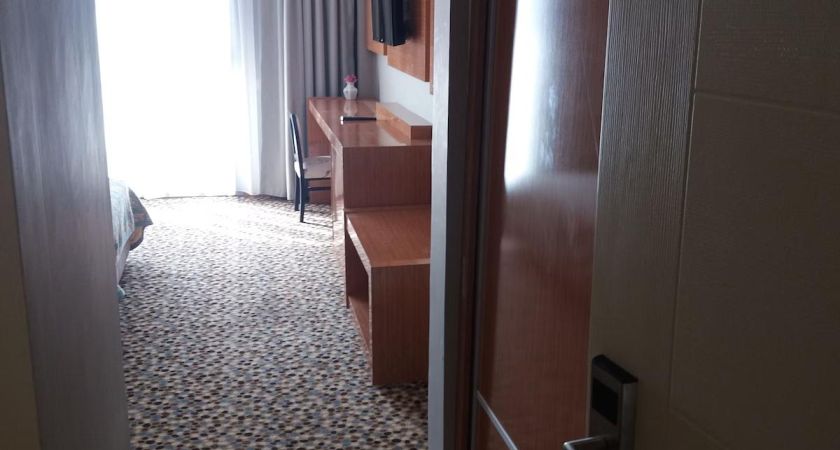 Ada Newday Resort Hotel
