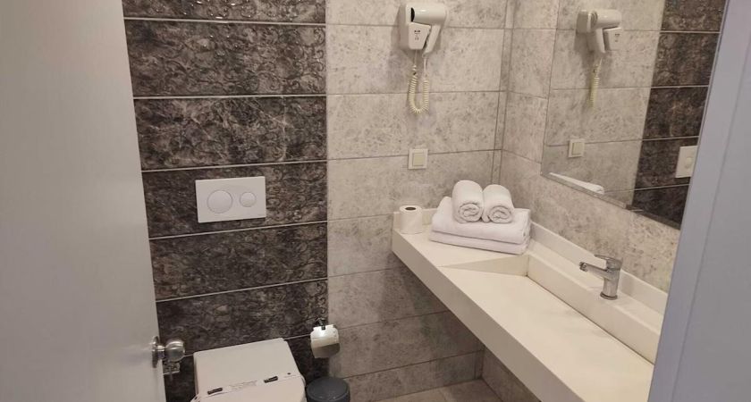 Ada Newday Resort Hotel