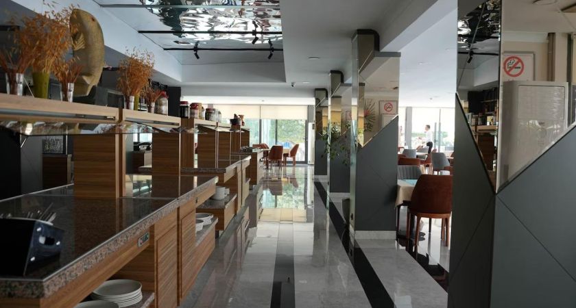 Ada Newday Resort Hotel
