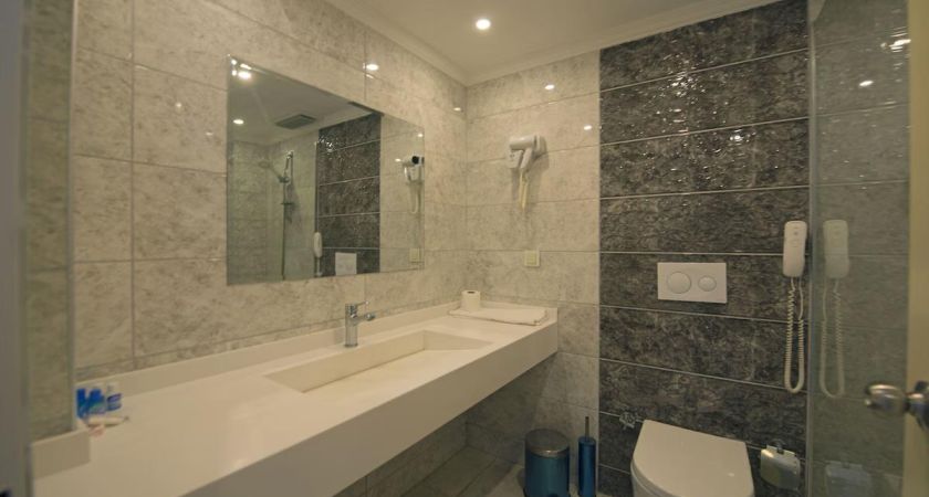 Ada Newday Resort Hotel