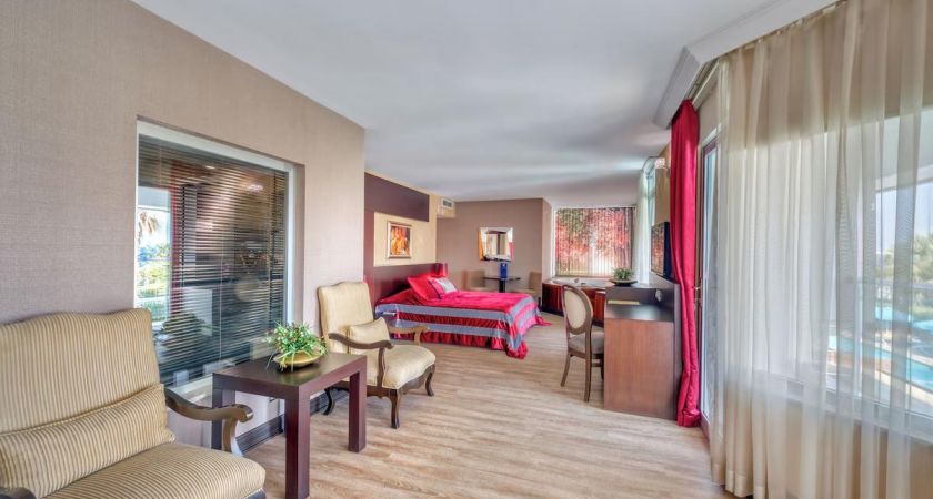 Sealife Family Resort Hotel