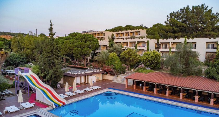 Pigale Beach Resort