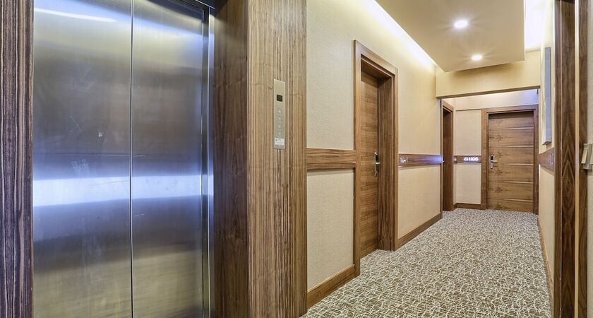 City Hotel Residence