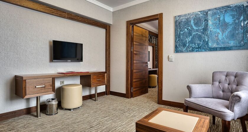 City Hotel Residence