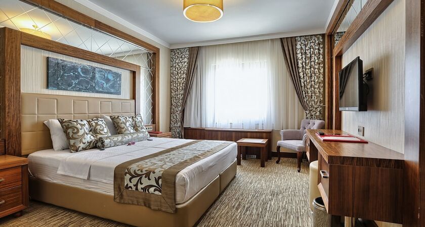 City Hotel Residence
