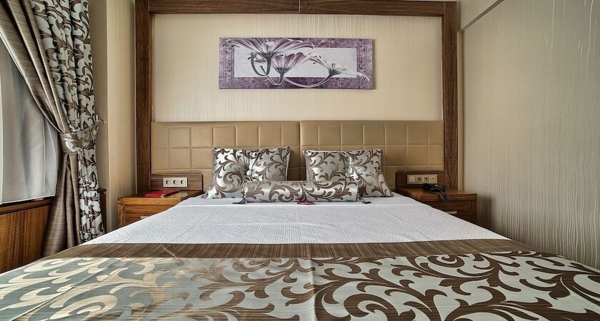 City Hotel Residence
