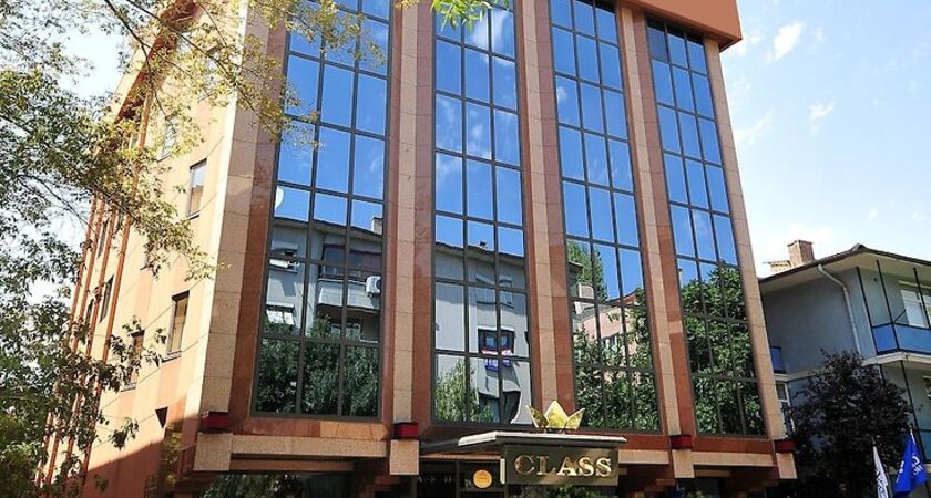 Class Hotel