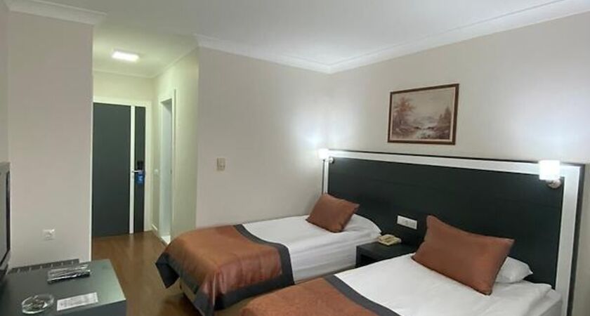 Dafne Hotel