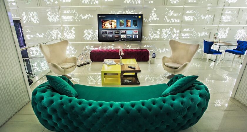 Demonti Otel