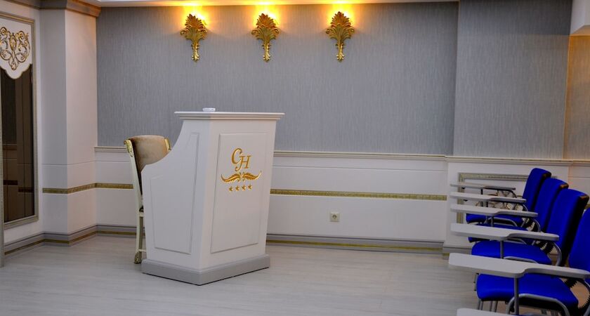 Cassiel Hotel