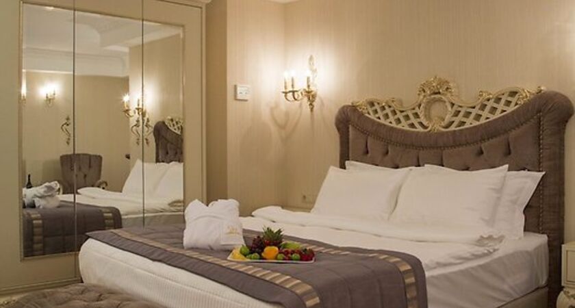 Cassiel Hotel