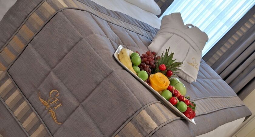 Cassiel Hotel