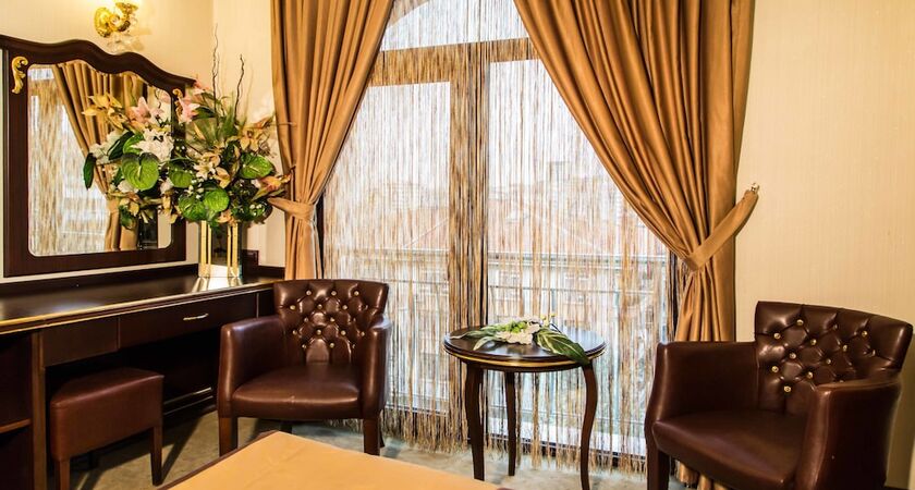Grand Work Hotel