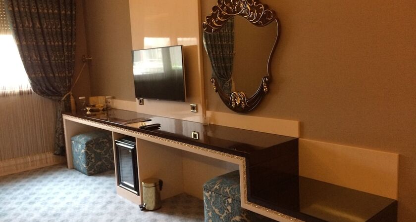 Grand Work Hotel