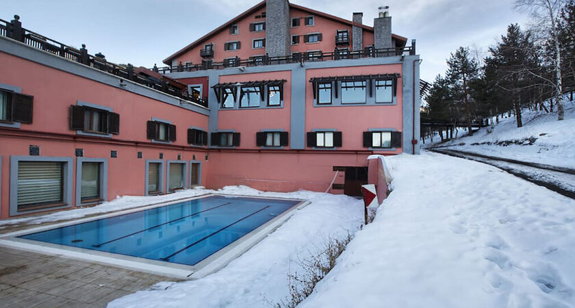 Dedeman Palandöken Ski Lodge