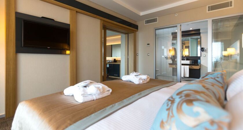 Boyalık Beach Hotel  Spa & Thermal Resort