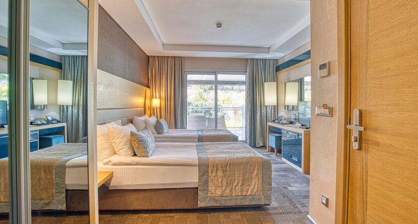 Boyalık Beach Hotel  Spa & Thermal Resort