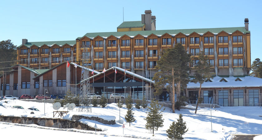 Duja Chalet Ski Center