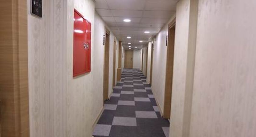 Gun Otel
