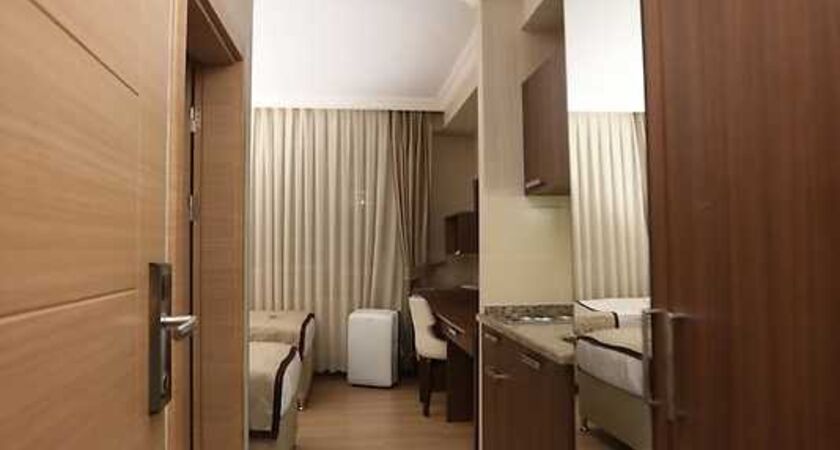 Gun Otel