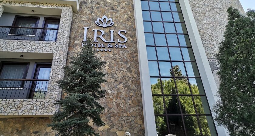 Iris Otel