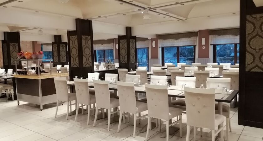 Iris Otel