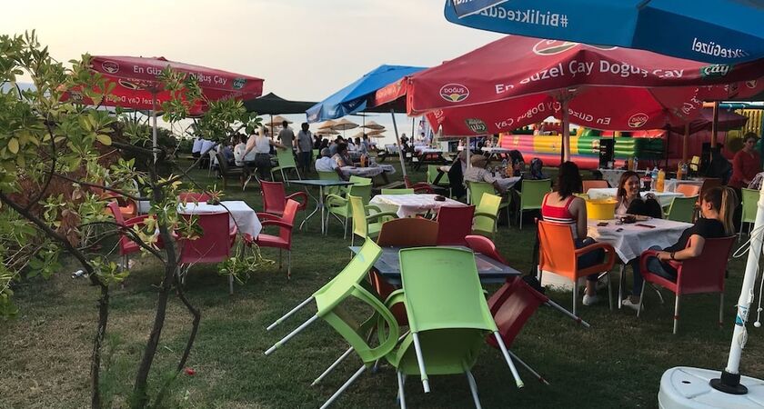 Mola Camping
