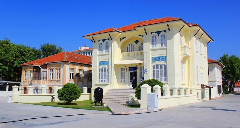 Set Ozer Hotel