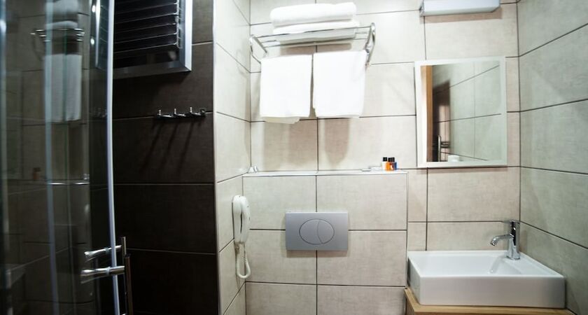 Set Ozer Hotel