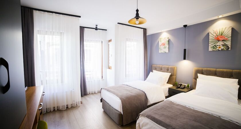 Set Ozer Hotel