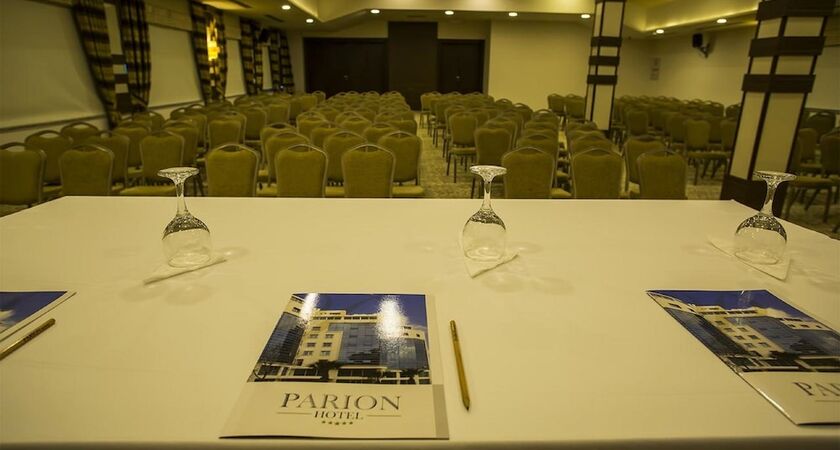 Parion Hotel