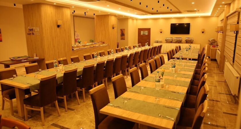 Oytun Park Hotel