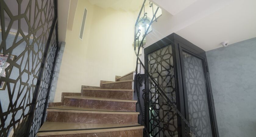 Sarnic Hotel & Sarnic Premier Hotel (Ottoman Mansion)