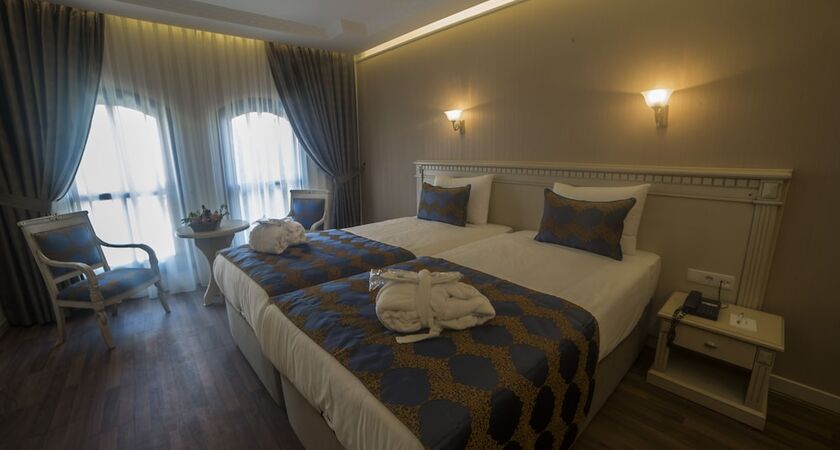Sarnic Hotel & Sarnic Premier Hotel (Ottoman Mansion)