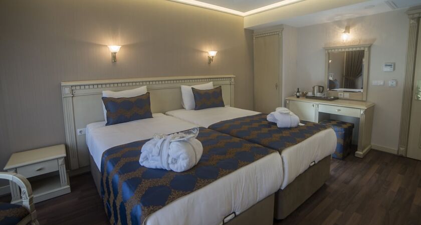 Sarnic Hotel & Sarnic Premier Hotel (Ottoman Mansion)
