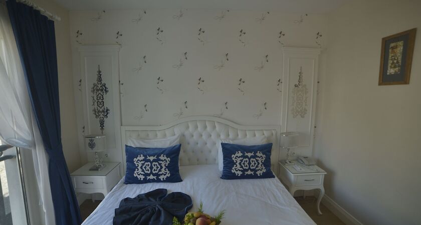 Sarnic Hotel & Sarnic Premier Hotel (Ottoman Mansion)