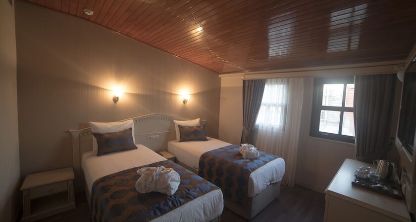 Sarnic Hotel & Sarnic Premier Hotel (Ottoman Mansion)