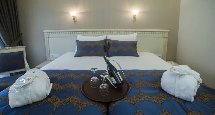 Sarnic Hotel & Sarnic Premier Hotel (Ottoman Mansion)