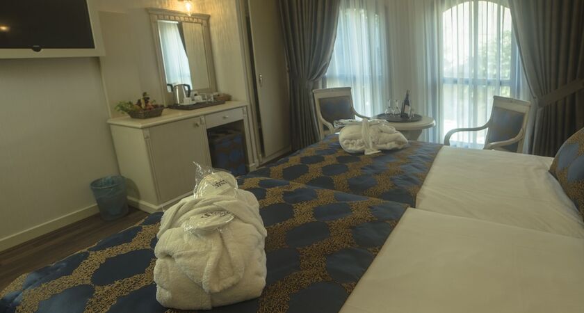 Sarnic Hotel & Sarnic Premier Hotel (Ottoman Mansion)