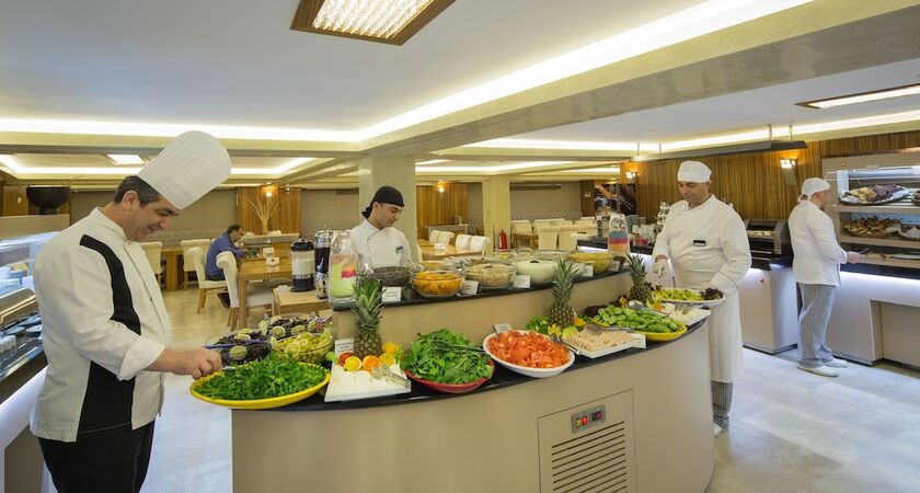 Orka Royal Hotel & Spa