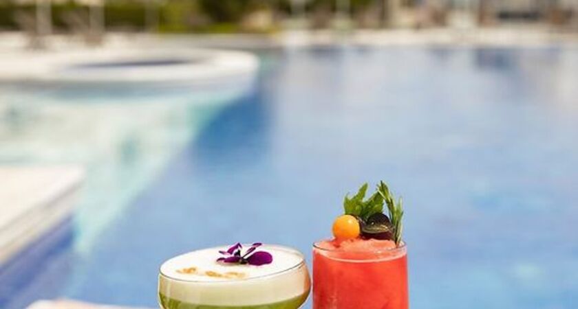 Four Seasons Hotel Istanbul at the Bosphorus