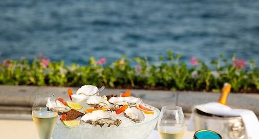 Four Seasons Hotel Istanbul at the Bosphorus