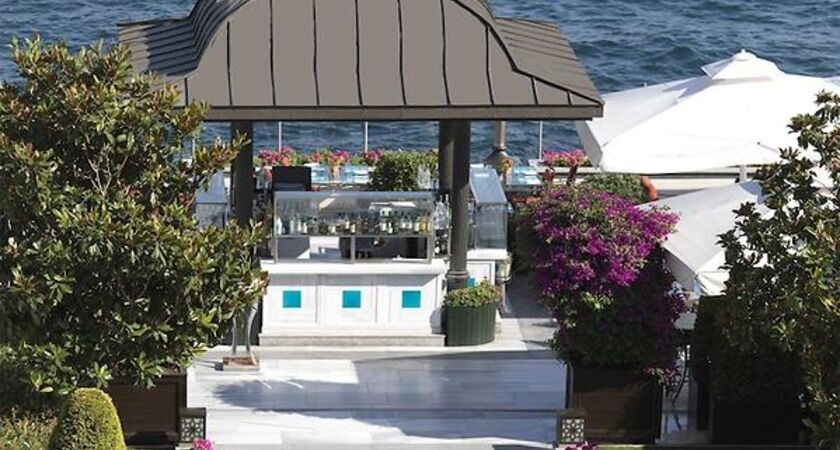 Four Seasons Hotel Istanbul at the Bosphorus