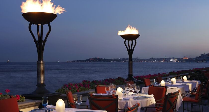 Four Seasons Hotel Istanbul at the Bosphorus