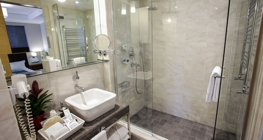 Housez Suites and Apartments - Special Class